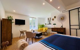 The Balzacienne Room In A Charming Mansion At The Gates Of Tours